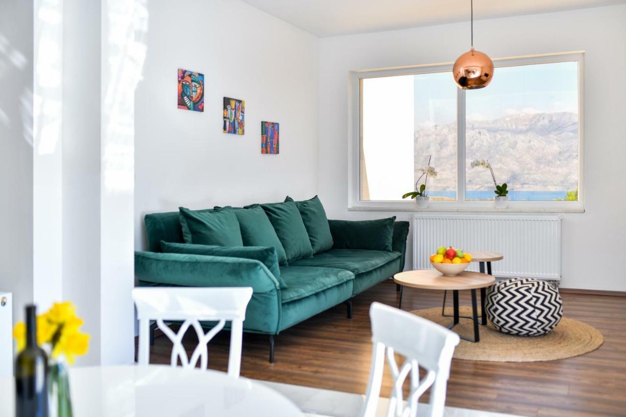 Apartman Space Ražanac Zewnętrze zdjęcie