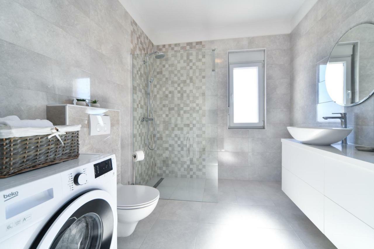 Apartman Space Ražanac Zewnętrze zdjęcie