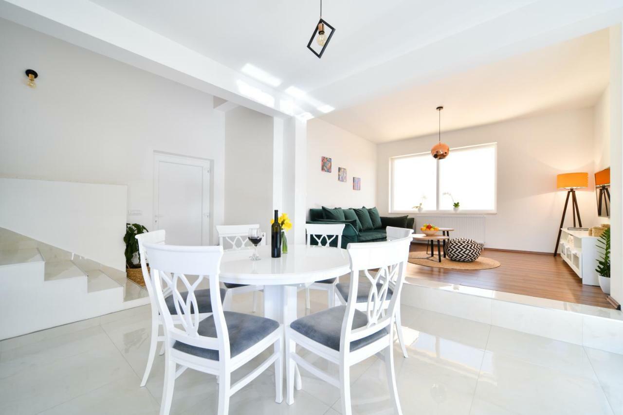 Apartman Space Ražanac Zewnętrze zdjęcie